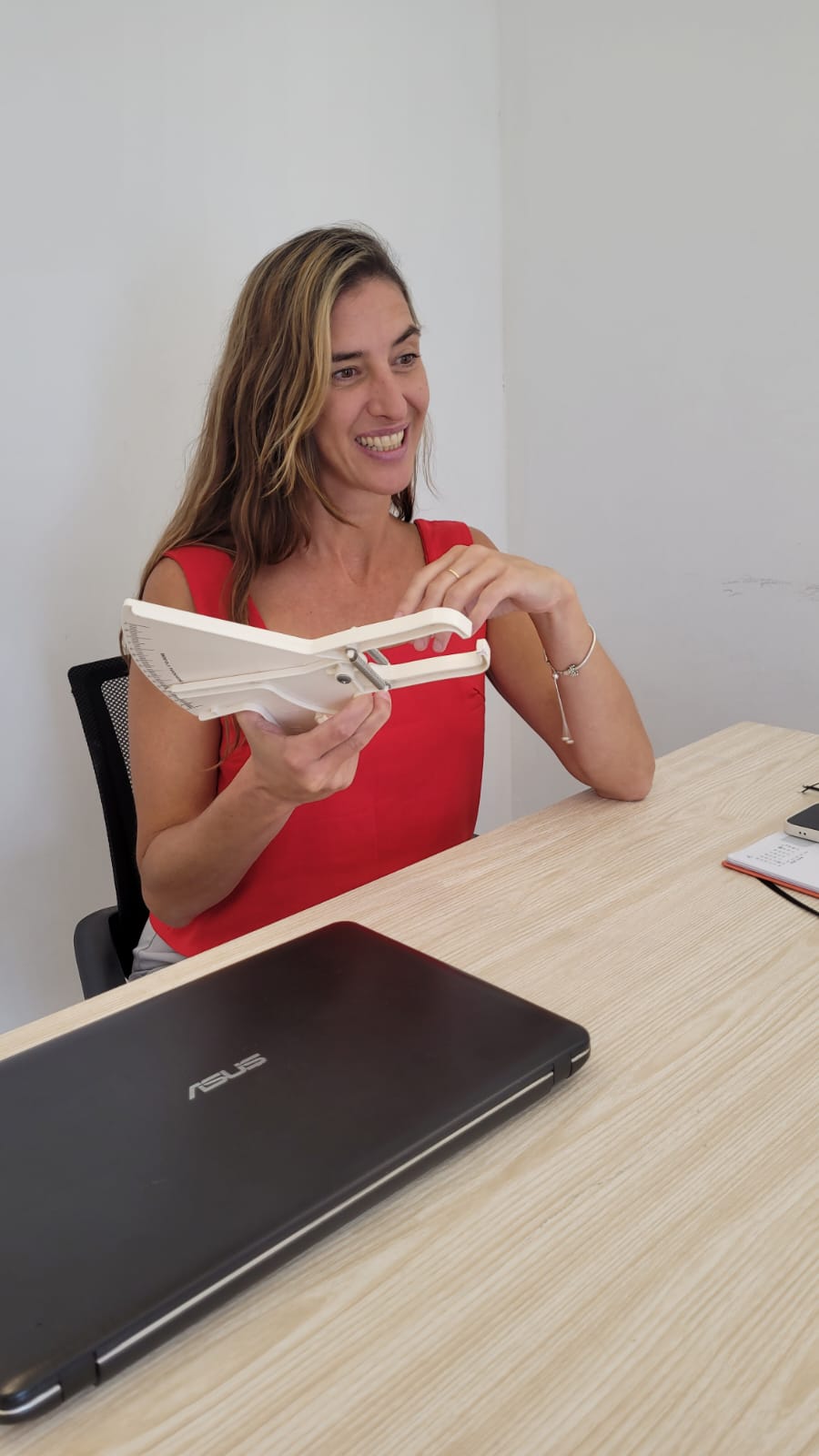 Nerea con una vianda de Visto Bueno